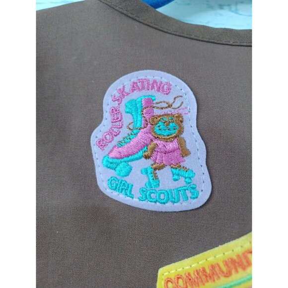Vtg Girl Scouts Circle T Council Green Vest With Patches #4015 Sz L - Picture 7 of 10
